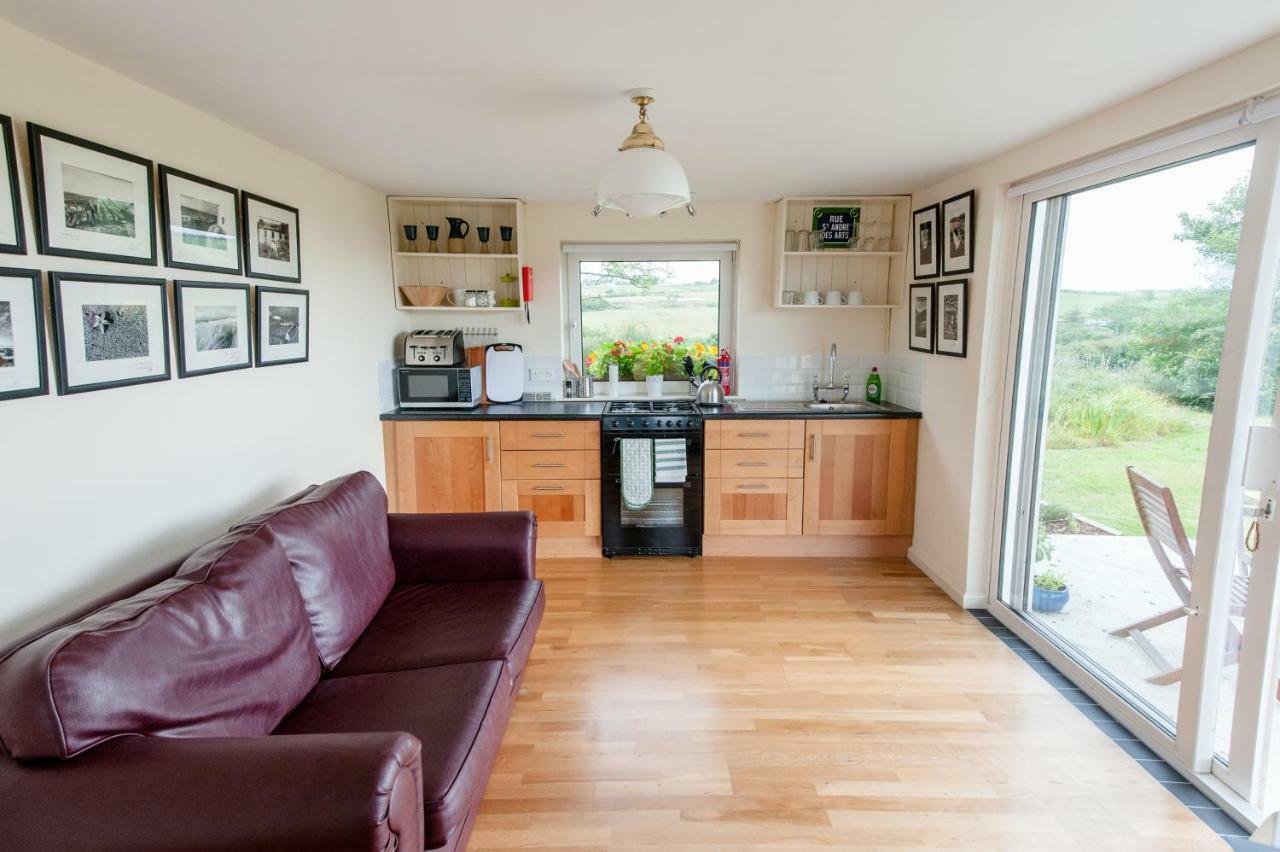 Ferienwohnung The Wild Atlantic Hideaway Clonakilty Exterior foto